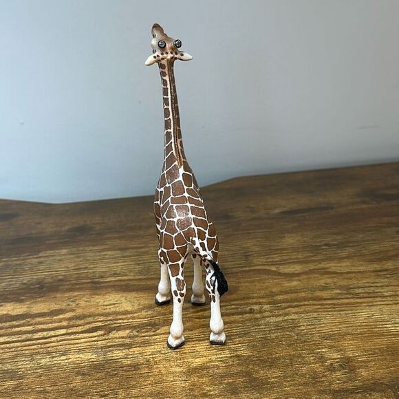 Vintage Schleich Germany Giraffe 2008 Collectible Animals Adult Male Eating - Picture 4 of 8